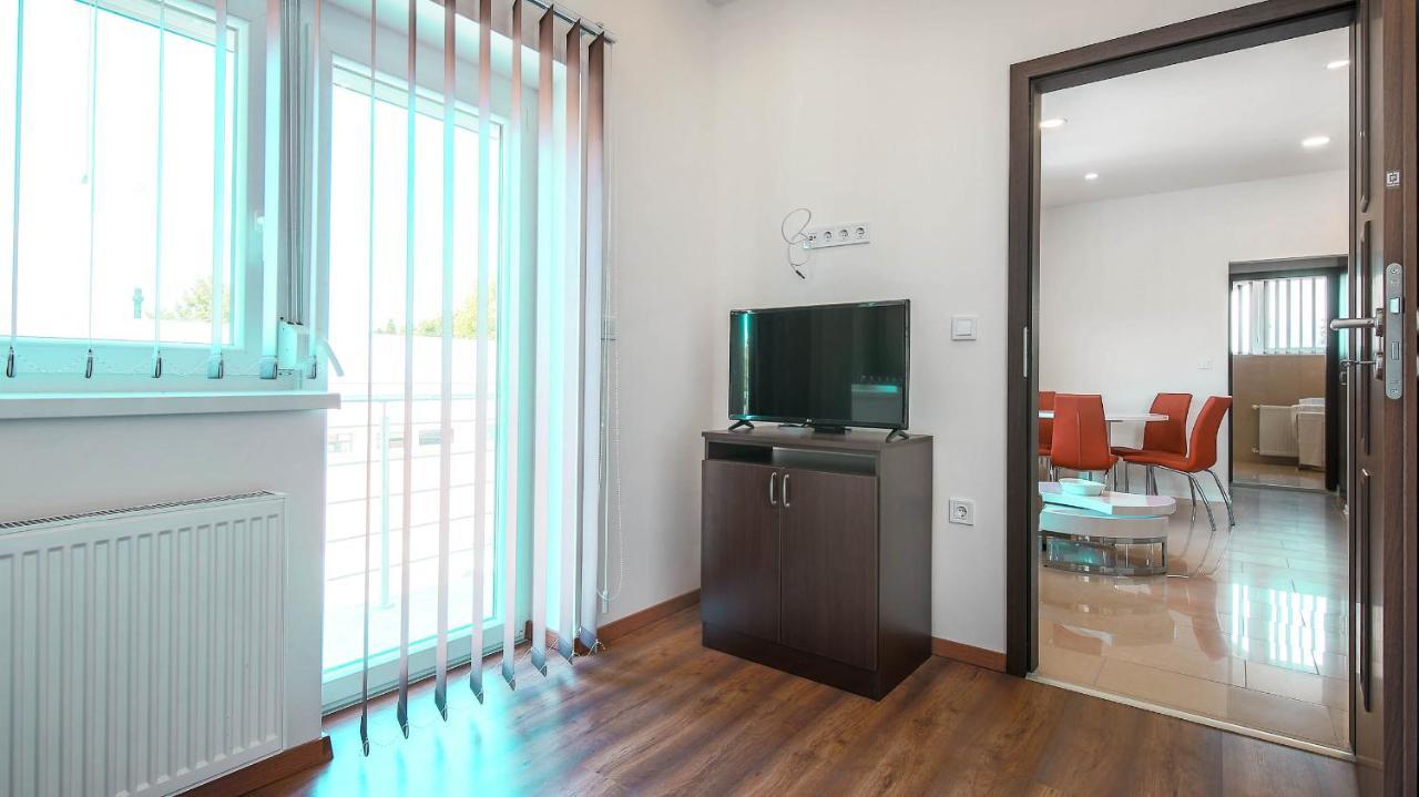 White Apartman Siofok Exterior photo