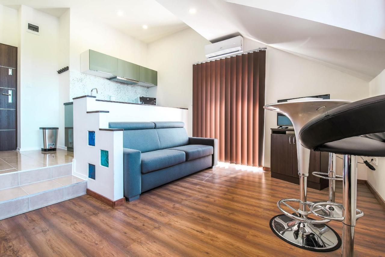 White Apartman Siofok Exterior photo